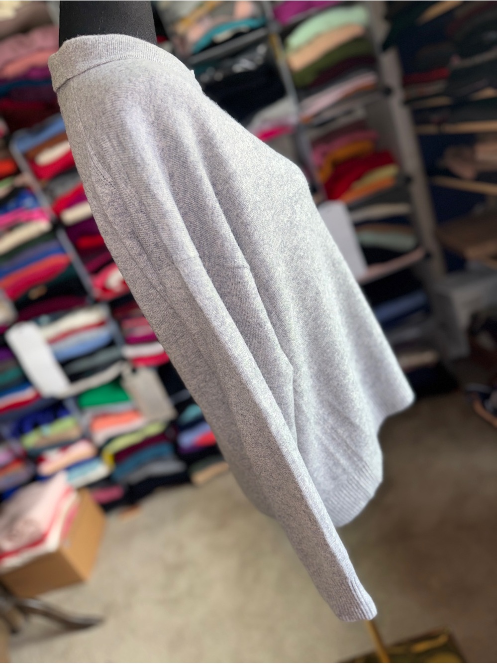 Quince Light Gray Cashmere  V-Neck Collared Women's Sweater - Picture 7 of 7